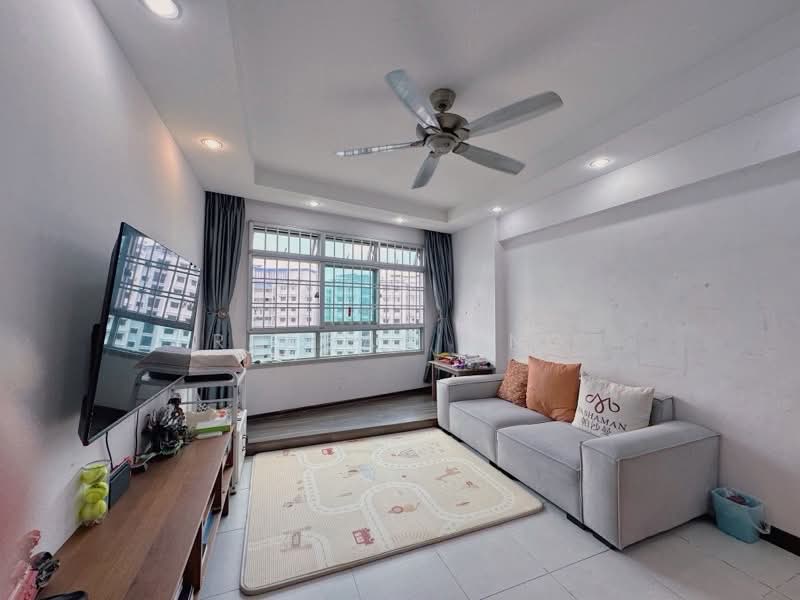 271A Sengkang Central, 271A Sengkang Central, 3 Bedrooms, 1,001 sqft, HDB Flat For Sale, by Reagan Ong, 500210962 - PropertyGuru.com.sg