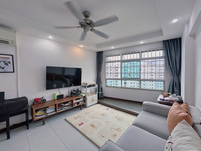 271A Sengkang Central, 271A Sengkang Central, 3 Bedrooms, 1,001 sqft, HDB Flat For Sale, by Reagan Ong, 500210962 - PropertyGuru.com.sg
