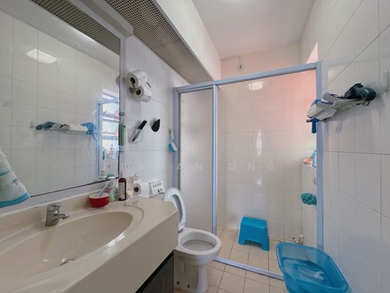 271A Sengkang Central, 271A Sengkang Central, 3 Bedrooms, 1,001 sqft, HDB Flat For Sale, by Reagan Ong, 500210962 - PropertyGuru.com.sg