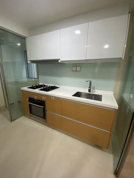 Silversea, 46 Marine Parade Road, East Coast / Marine Parade, 2 Bedrooms, 969 sqft, Condominium For Sale, by Jenny Chen, 500210964 - Kitchen - PropertyGuru.com.sg