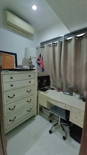Starlight Suites, 11 River Valley Close, 4 Bedrooms, 1,862 sqft, Condominium For Sale, by June Leow, 500210987 - Study - PropertyGuru.com.sg