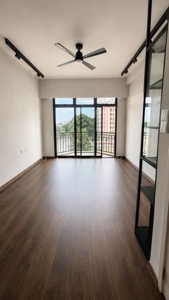 Hume Park I, 3 Hume Avenue, 2 Bedrooms, 904 sqft, Condominium For Sale, by May Goh, 500211002 - Balcony - PropertyGuru.com.sg