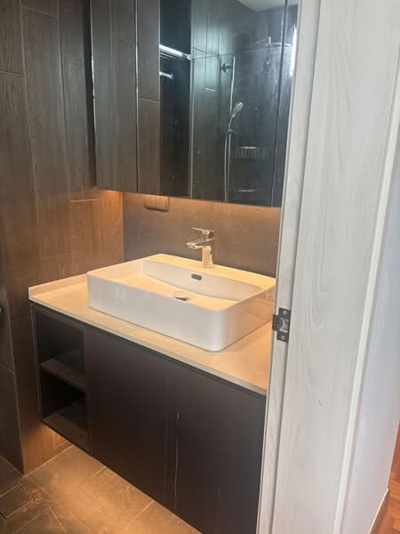 Hume Park I, 3 Hume Avenue, 2 Bedrooms, 904 sqft, Condominium For Sale, by May Goh, 500211002 - Bathroom - PropertyGuru.com.sg