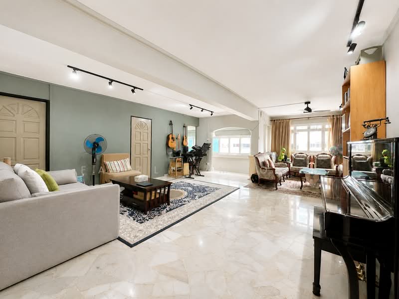 139 Marsiling Road, 139 Marsiling Road, 6 Bedrooms, 1,862 sqft, HDB Flat For Sale, by Fadzlin MNoor, 500211003 - Living Room - PropertyGuru.com.sg