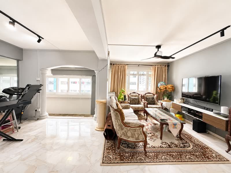 139 Marsiling Road, 139 Marsiling Road, 6 Bedrooms, 1,862 sqft, HDB Flat For Sale, by Fadzlin MNoor, 500211003 - Living Room - PropertyGuru.com.sg
