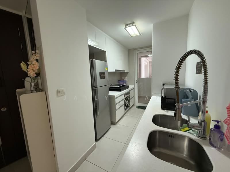The Rochester Residences, 33 Rochester Drive, Room Rental, 100 sqft, Apartment For Rent, by Jaylyn Tan, 500211006 - Kitchen - PropertyGuru.com.sg