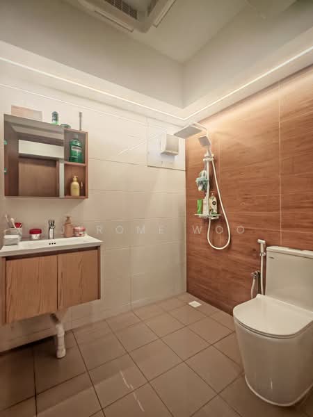 876A Tampines Avenue 8, 876A Tampines Avenue 8, Room Rental, 200 sqft, HDB Flat For Rent, by Jerome Woo, 500211007 - Bathroom - PropertyGuru.com.sg