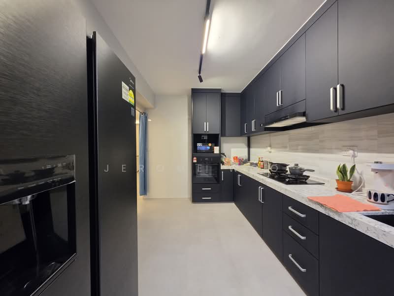 876A Tampines Avenue 8, 876A Tampines Avenue 8, Room Rental, 200 sqft, HDB Flat For Rent, by Jerome Woo, 500211007 - Kitchen - PropertyGuru.com.sg