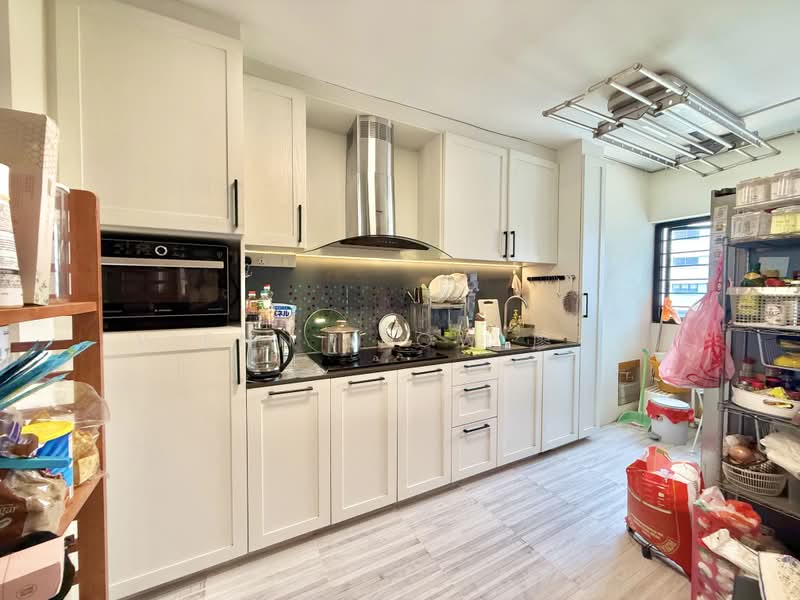 108 Jalan Rajah, 108 Jalan Rajah, 3 Bedrooms, 1,657 sqft, HDB Flat For Sale, by Vienn Leow 廖秀姿, 500211011 - Kitchen - PropertyGuru.com.sg