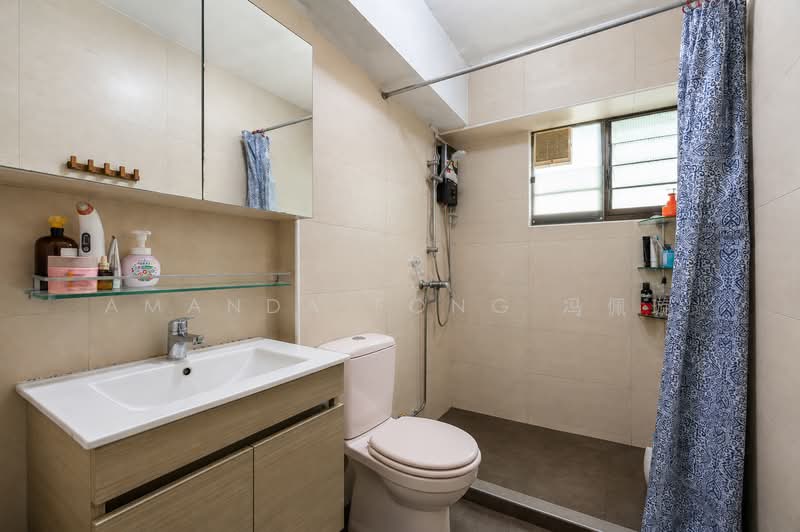 521 Woodlands Drive 14, 521 Woodlands Drive 14, 3 Bedrooms, 1,098 sqft, HDB Flat For Sale, by Amanda Fong 冯佩璇, 500211014 - Bathroom - PropertyGuru.com.sg