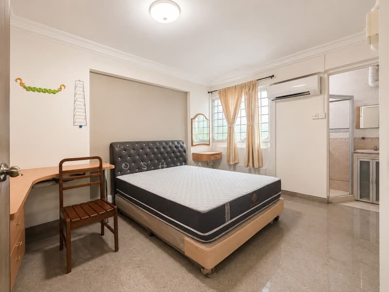 211 Serangoon Avenue 4, 211 Serangoon Avenue 4, 3 Bedrooms, 1,012 sqft, HDB Flat For Sale, by Joshua Tan, 500211026 - Bedroom - PropertyGuru.com.sg