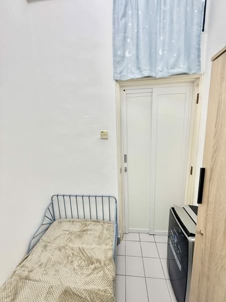 Canne Lodge, 75 Lorong 3 Geylang, Room Rental, 60 sqft, Apartment For Rent, by Joyce Lim, 500211030 - Bedroom - PropertyGuru.com.sg