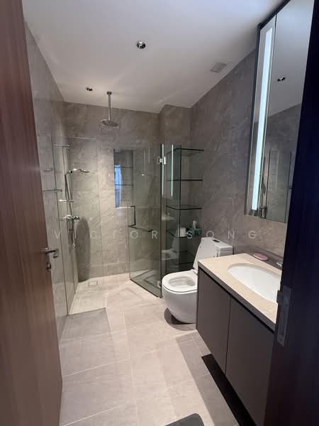 Beauty World MRT - 2 Mins Away, Lorong Pisang Raja, 7 Bedrooms, 5,000 sqft, Corner Terrace For Rent, by Victor Song, 500211038 - Bathroom - PropertyGuru.com.sg