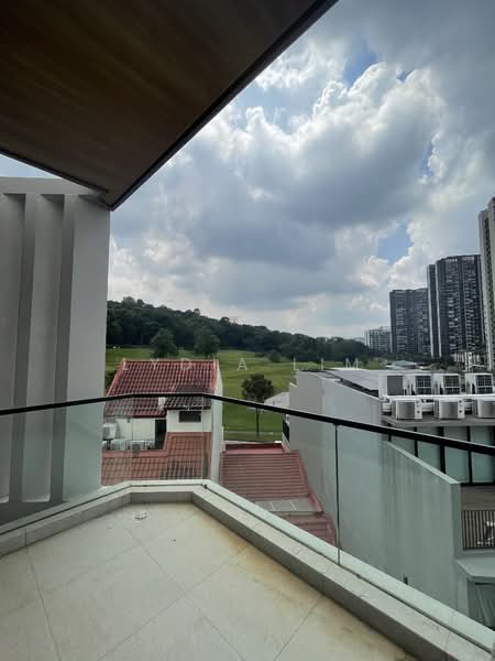 Jalan Zamrud, Jalan Zamrud, Dairy Farm / Bukit Panjang / Choa Chu Kang, 5 Bedrooms, 3,870 sqft, Terraced House For Sale, by Lydia Lim, 500211042 - Balcony - PropertyGuru.com.sg