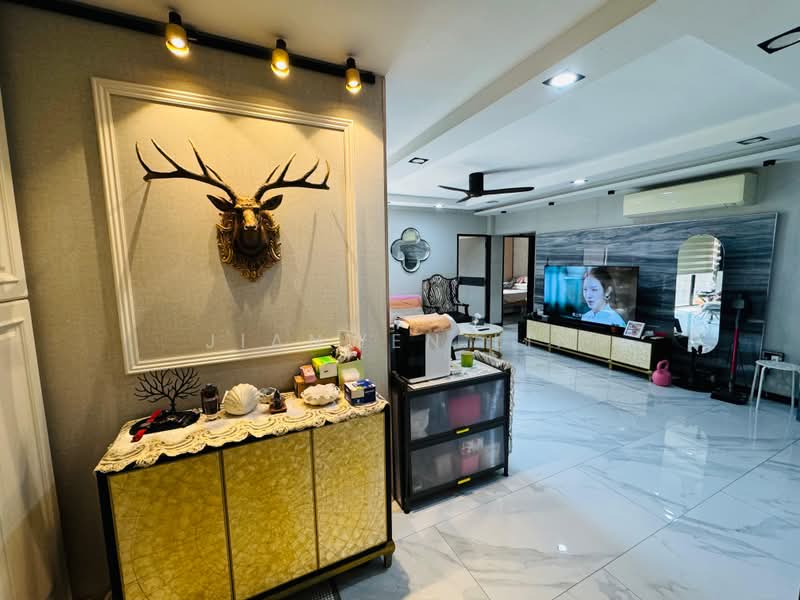 179 Lompang Road, 179 Lompang Road, 4 Bedrooms, 1,184 sqft, HDB Flat For Sale, by JIANWEN LIN, 500211070 - Living Room - PropertyGuru.com.sg