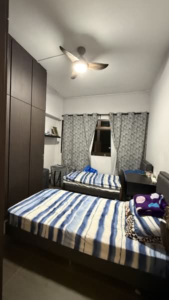 575 Woodlands Glen, 575 Woodlands Drive 16, 3 Bedrooms, 893 sqft, HDB Flat For Sale, by Saadiah Ahmad, 500211084 - Bedroom - PropertyGuru.com.sg