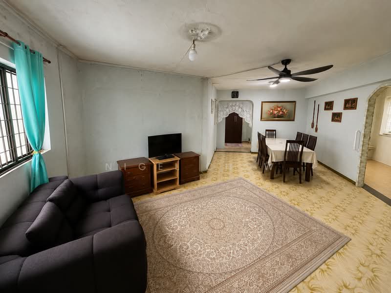 521 Jurong West Street 52, 521 Jurong West Street 52, 3 Bedrooms, 1,012 sqft, HDB Flat For Sale, by Nigel Chow, 500211094 - Living Room - PropertyGuru.com.sg