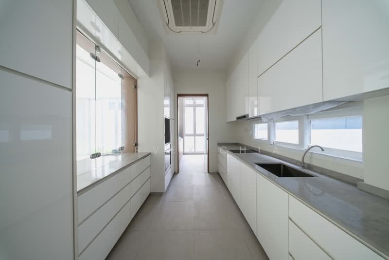 Rare Freehold Detached in D19, , 6 Bedrooms, 11,400 sqft, Detached House For Sale, by Harvey Chia, 500211105 - PropertyGuru.com.sg
