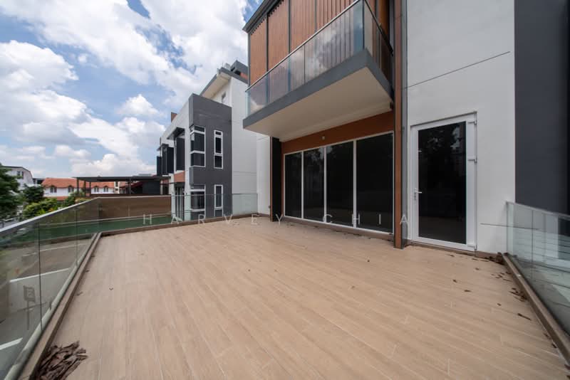 Rare Freehold Detached in D19, , 6 Bedrooms, 11,400 sqft, Detached House For Sale, by Harvey Chia, 500211105 - PropertyGuru.com.sg