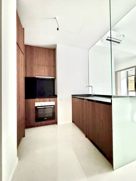 Phoenix Residences, 81 Phoenix Avenue, 2 Bedrooms, 721 sqft, Condominium For Rent, by Rion Ong, 500211112 - PropertyGuru.com.sg