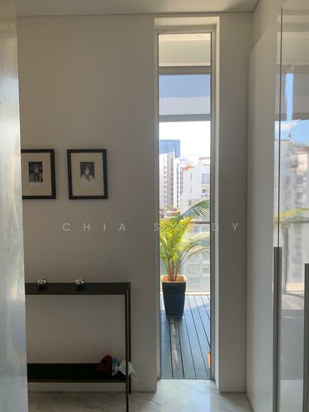 Sui Generis, 19 Balmoral Crescent, 3 Bedrooms, 1,572 sqft, Condominium For Sale, by Chia Sandy, 500211114 - Balcony - PropertyGuru.com.sg