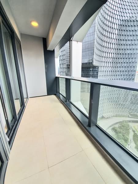 DUO Residences, 1 Fraser Street, 1 Bedroom, 592 sqft, Apartment For Rent, by Jeremy Li, 500211116 - Balcony - PropertyGuru.com.sg