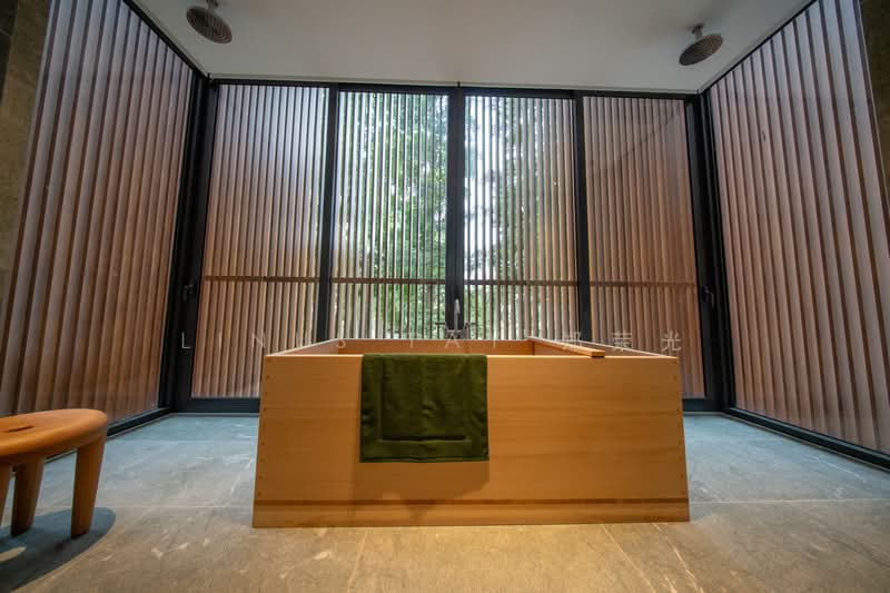 21 Anderson, 21 Anderson Road, 4 Bedrooms, 4,489 sqft, Condominium For Rent, by Linus Tay 郑荣光, 500211118 - Bathroom - PropertyGuru.com.sg