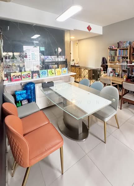 Nine Residences, Yishun Avenue 9, 5 Bedrooms, 1,367 sqft, Apartment For Sale, by Calvin Wong, 500211121 - Dining Room - PropertyGuru.com.sg