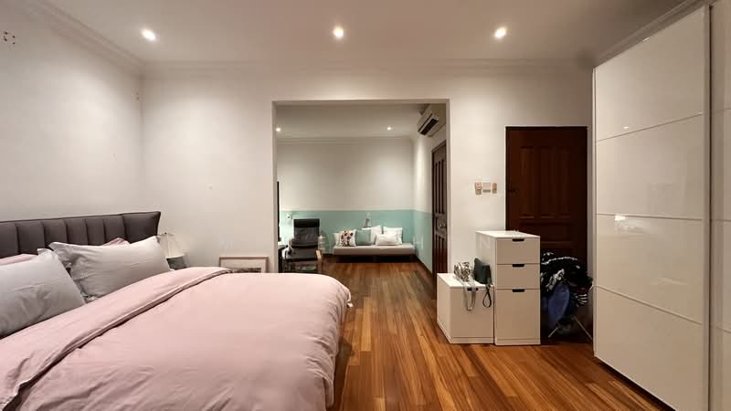 Seletar Hill Estate, , 8 Bedrooms, 7,712 sqft, Detached House For Sale, by Mike Chen, 500211138 - Bedroom - PropertyGuru.com.sg