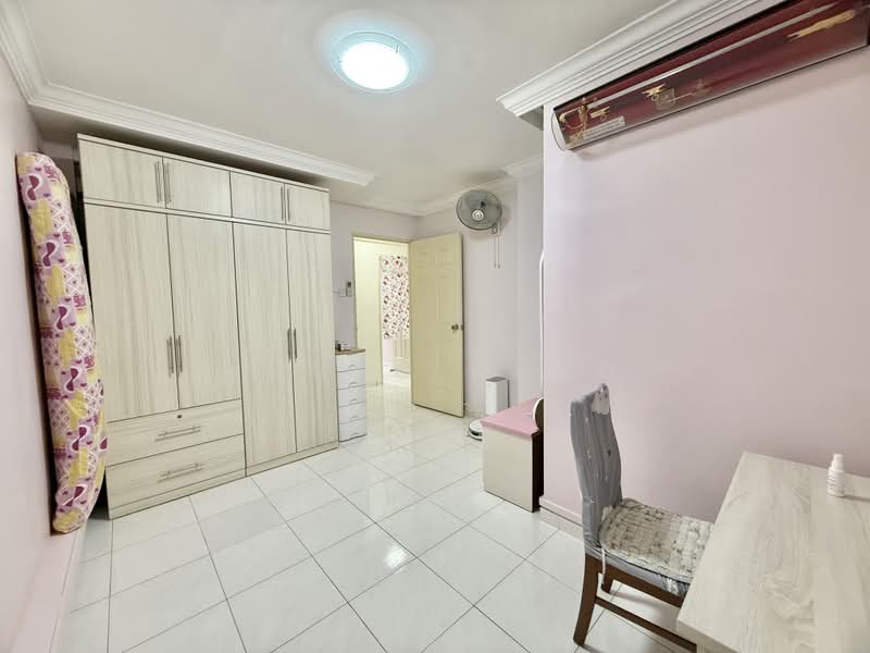 356C Admiralty Drive, 356C Admiralty Drive, 4 Bedrooms, 1,184 sqft, HDB Flat For Sale, by Young Chng, 500211146 - Bedroom - PropertyGuru.com.sg