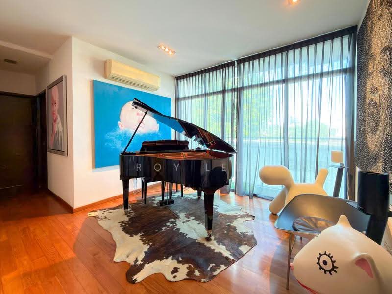 Seletar Hills 999-Year Corner Terrace Near Greenwich V, Jalan Joran, Jalan Redop, Jalan Jarak, Jalan Jitong, Jalan Lebat Daun, Seletar Hills Drive, Seletar Crescent, Neram Road, Gerald Crescent, Jalan Selaseh, Seletar / Yio Chu Kang, 5 Bedrooms, 3,600 sqft, Corner Terrace For Sale, by Roy Lee, 500211181 - Living Room - PropertyGuru.com.sg