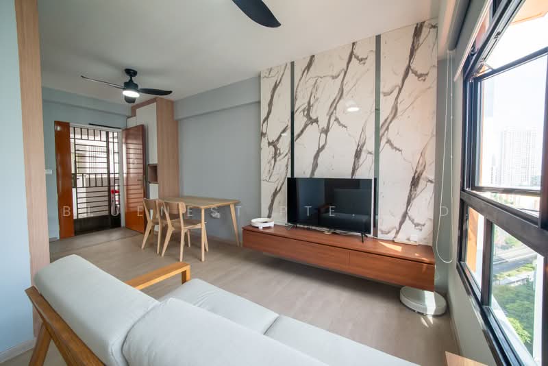 547C Segar Road, 547C Segar Road, 1 Bedroom, 505 sqft, HDB Flat For Sale, by JOREEN LIM, 500211182 - Living Room - PropertyGuru.com.sg