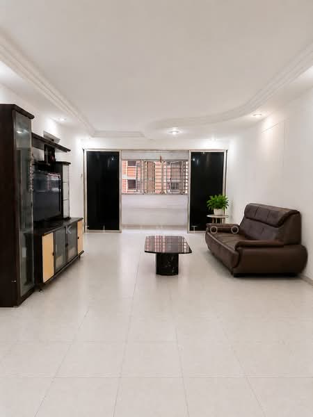 160 Pasir Ris Street 13, 160 Pasir Ris Street 13, 4 Bedrooms, 1,571 sqft, HDB Flat For Sale, by Kelvin Too, 500211186 - Living Room - PropertyGuru.com.sg