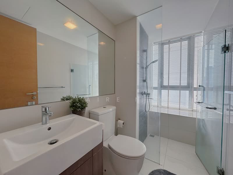 Dakota Residences, 34 Dakota Crescent, 3 Bedrooms, 1,313 sqft, Condominium For Sale, by Claire Neo, 500211188 - Bathroom - PropertyGuru.com.sg