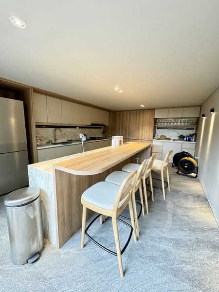 Fort Road Meyer Road, , 10+ Bedrooms, 11,000 sqft, Detached House For Sale, by Pearly Tan, 500211191 - PropertyGuru.com.sg