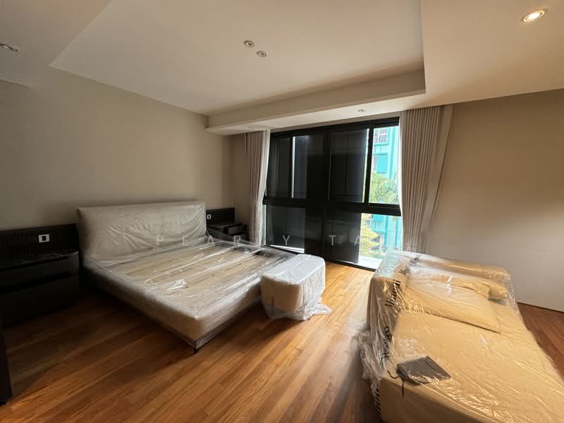 Fort Road Meyer Road, , 10+ Bedrooms, 11,000 sqft, Detached House For Sale, by Pearly Tan, 500211191 - Bedroom - PropertyGuru.com.sg