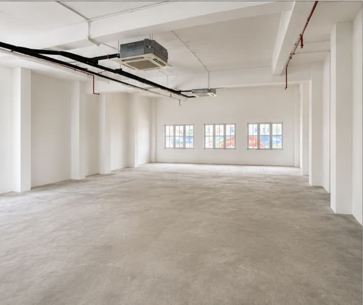 Tanjong Pagar - Pilates Studio, Gym, Hair Salon, Cafe, Restaurant, Office, Tanjong Pagar Road, 1,641 sqft, Shop / Shophouse For Rent, by Jessica Siow, 500211212 - Open Spacious Layout - CommercialGuru.com.sg