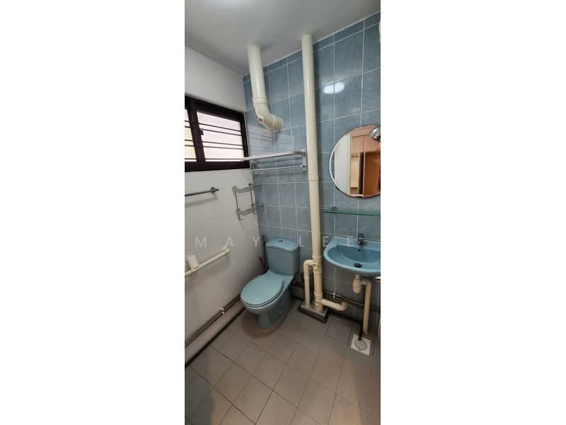 227 Tampines Street 23, 227 Tampines Street 23, Room Rental, 129 sqft, HDB Flat For Rent, by May Lee, 500211236 - Bathroom - PropertyGuru.com.sg