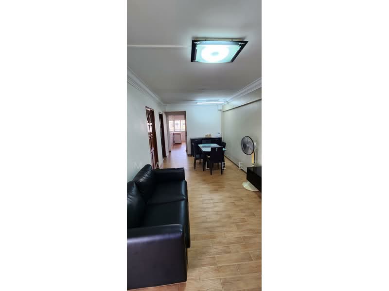 227 Tampines Street 23, 227 Tampines Street 23, Room Rental, 129 sqft, HDB Flat For Rent, by May Lee, 500211236 - Living Room - PropertyGuru.com.sg