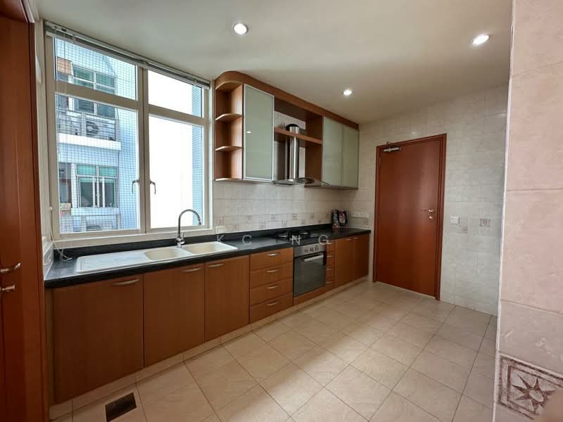 The Horizon, 1 Holt Road, 4 Bedrooms, 1,722 sqft, Condominium For Sale, by KC Ng, 500211239 - Kitchen - PropertyGuru.com.sg