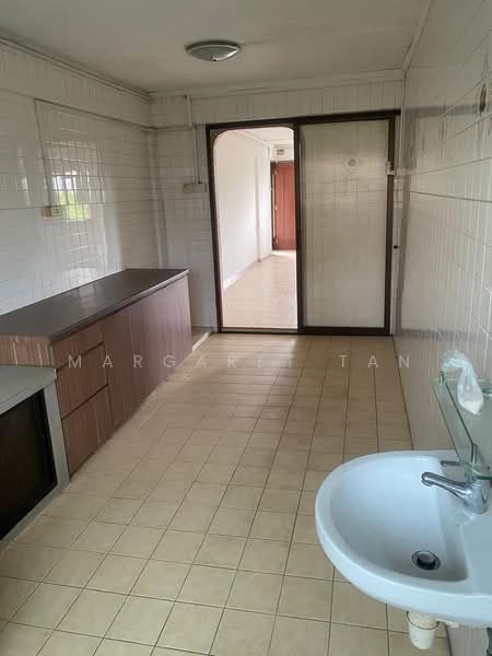 401 Hougang Avenue 10, 401 Hougang Avenue 10, 3 Bedrooms, 990 sqft, HDB Flat For Sale, by Margaret Tan, 500211244 - Interior - PropertyGuru.com.sg