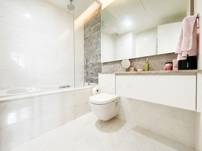 Reflections at Keppel Bay, 1 Keppel Bay View, Harbourfront / Telok Blangah, 2 Bedrooms, 916 sqft, Condominium For Sale, by Jeen Tan, 500211257 - Bathroom - PropertyGuru.com.sg
