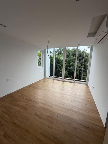 Brand New Corner Terrace at Brighton Crescent / Serangoon Gardens, Serangoon Gardens, 5 Bedrooms, 6,000 sqft, Corner Terrace For Sale, by Lincoln Choo, 500211258 - PropertyGuru.com.sg