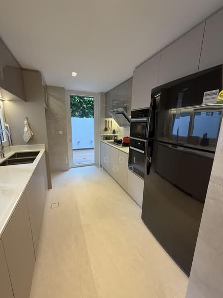 Brand New Corner Terrace at Brighton Crescent / Serangoon Gardens, Serangoon Gardens, 5 Bedrooms, 6,000 sqft, Corner Terrace For Sale, by Lincoln Choo, 500211258 - PropertyGuru.com.sg