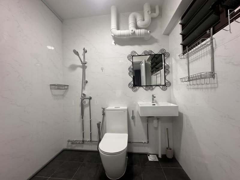 278 Bishan Street 24, 278 Bishan Street 24, 3 Bedrooms, 1,162 sqft, HDB Flat For Rent, by Louis Tay, 500211265 - Master Bathroom - PropertyGuru.com.sg