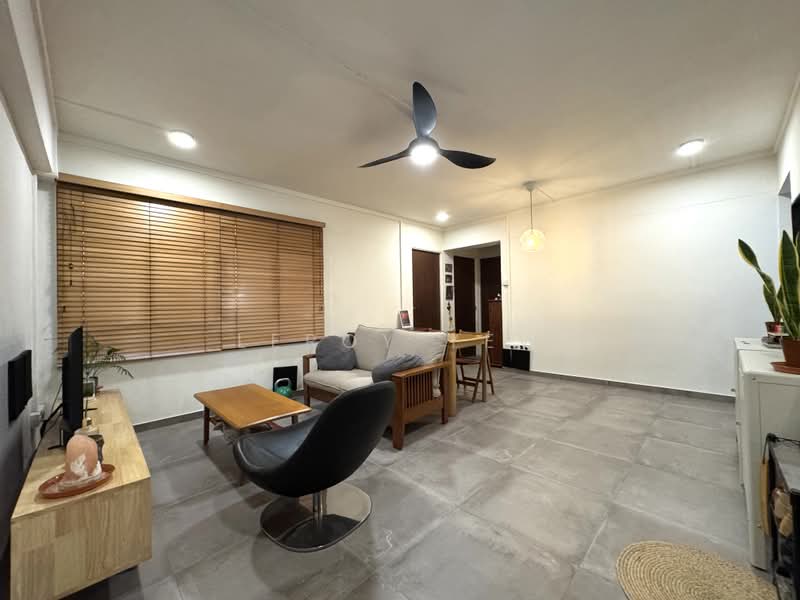 671B Klang Lane, 671B Klang Lane, 3 Bedrooms, 915 sqft, HDB Flat For Sale, by Leroy Yew, 500211271 - Living Room - PropertyGuru.com.sg