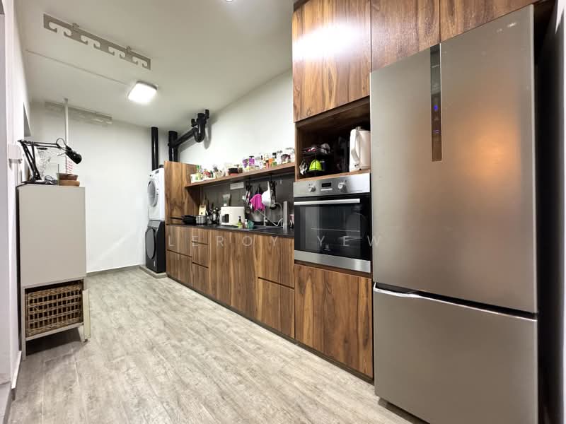 671B Klang Lane, 671B Klang Lane, 3 Bedrooms, 915 sqft, HDB Flat For Sale, by Leroy Yew, 500211271 - Kitchen - PropertyGuru.com.sg