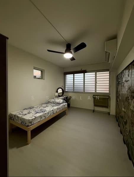 291 Choa Chu Kang Avenue 3, 291 Choa Chu Kang Avenue 3, Room Rental, 180 sqft, HDB Flat For Rent, by S Shahlan, 500211272 - Bedroom - PropertyGuru.com.sg