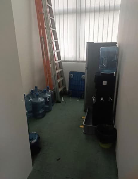 Toh Guan Centre, 21 Toh Guan Road East, 1,367 sqft, Factory / Workshop (B2) For Rent, by Jane Liu Yan, 500211297 - Interior - CommercialGuru.com.sg