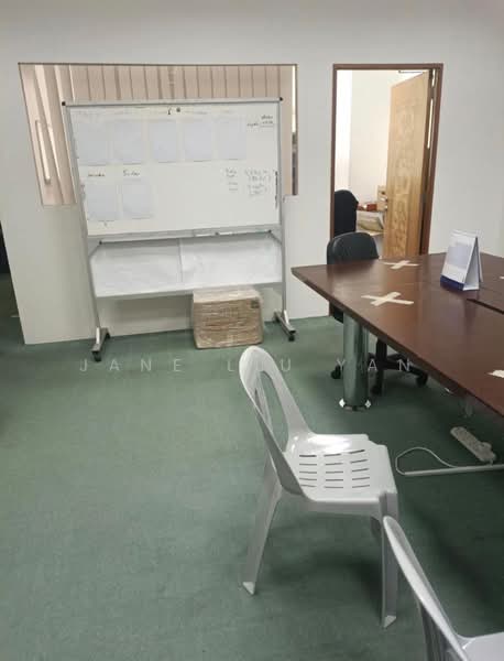 Toh Guan Centre, 21 Toh Guan Road East, 1,367 sqft, Factory / Workshop (B2) For Rent, by Jane Liu Yan, 500211297 - Interior - CommercialGuru.com.sg